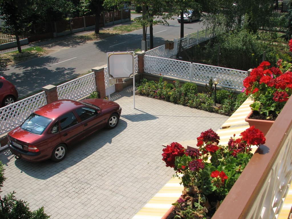 Olga Apartmanhaz Apartment Hajduszoboszlo Luaran gambar